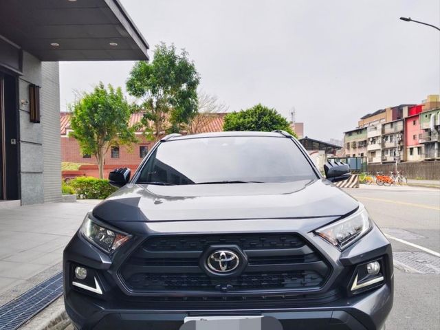 Toyota  RAV4  第4張相片