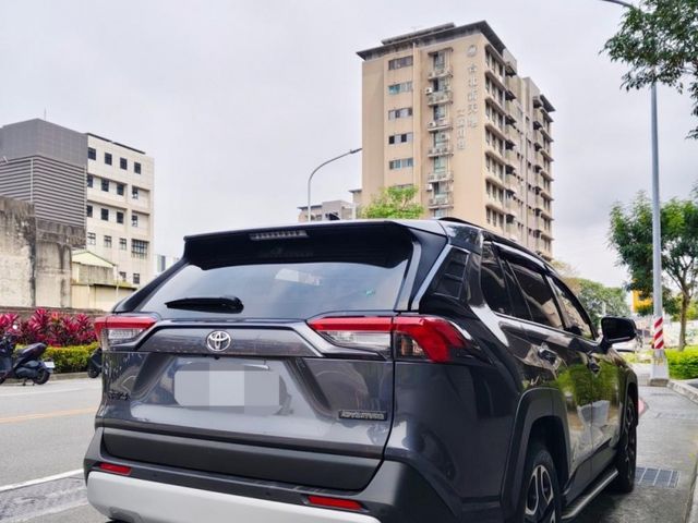 Toyota  RAV4  第5張相片