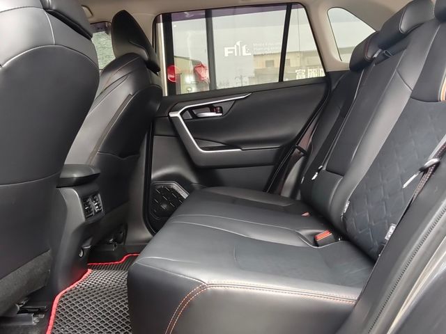 Toyota  RAV4  第9張相片