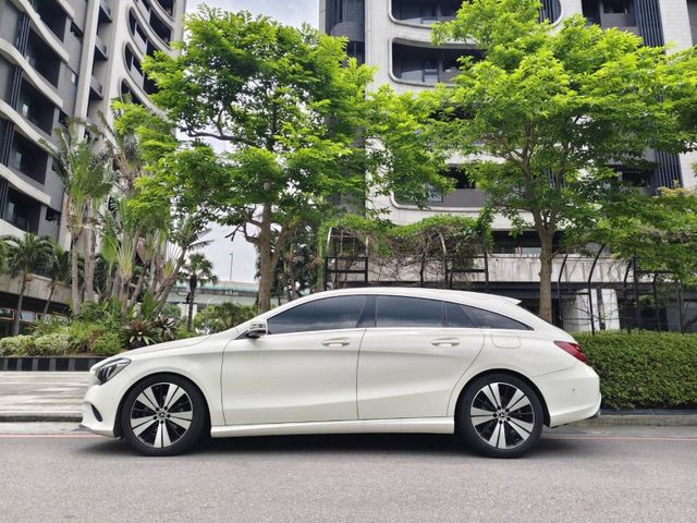 Mercedes-Benz/賓士   GLA-CLASS  GLA200  第4張相片