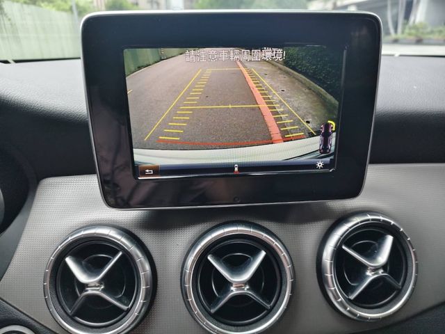 Mercedes-Benz/賓士   GLA-CLASS  GLA200  第14張相片