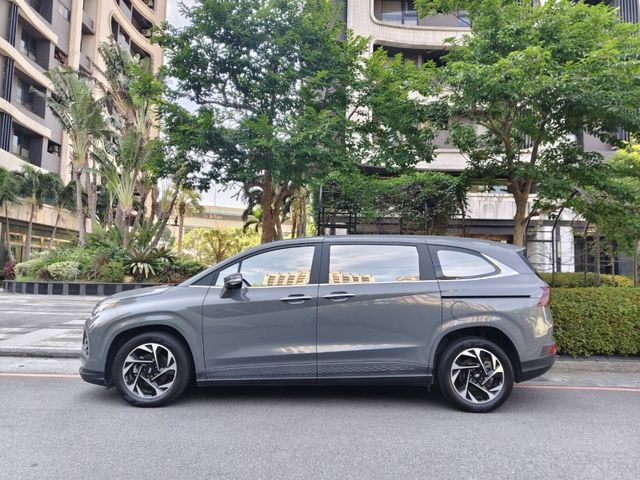 Hyundai  Custin ???? 豪華7人座旗艦休旅｜家庭出遊、商務接送首選 ???? ???? 2024 Hyundai Custin GLT-B V  第5張相片