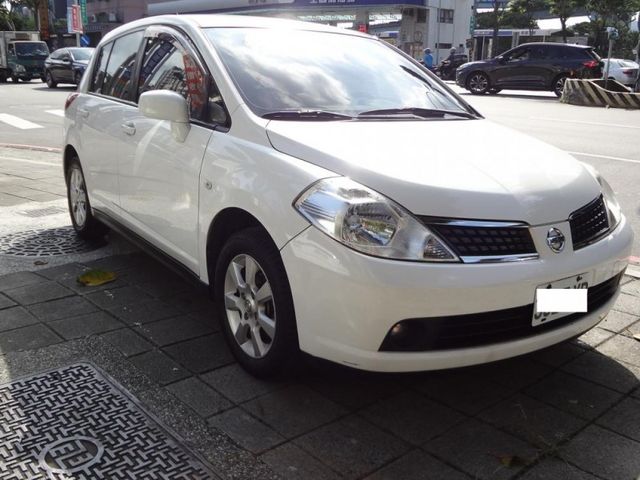 Nissan  Tiida  第2張相片