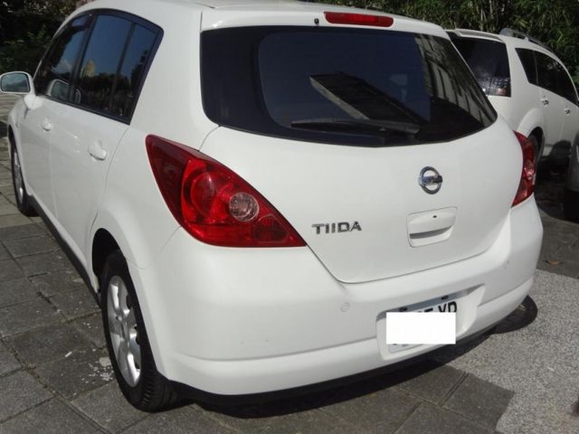 Nissan  Tiida  第10張相片