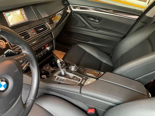 BMW/ 寶馬  5 SERIES  520d  第7張相片