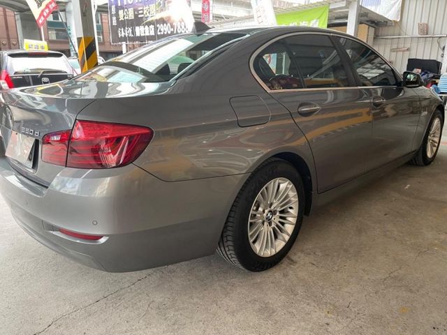 BMW/ 寶馬  5 SERIES  520d  第15張相片