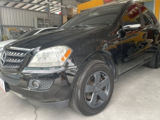 Mercedes-Benz/賓士   ML-CLASS  ML350  第1張相片