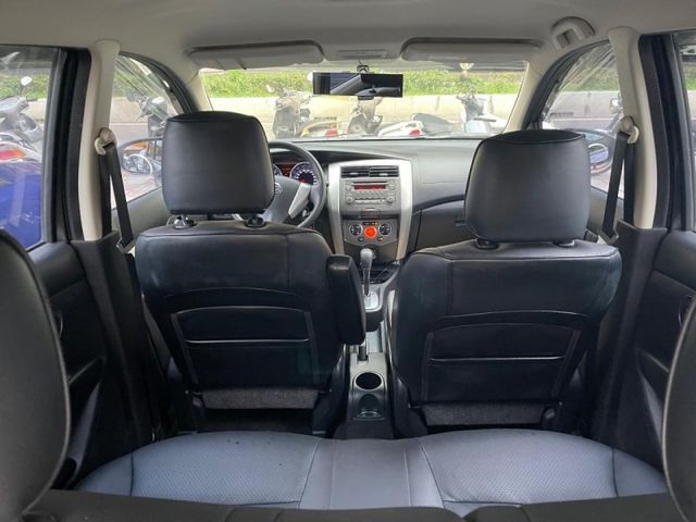 Nissan  Livina 魔術大空間經濟實用  第8張相片