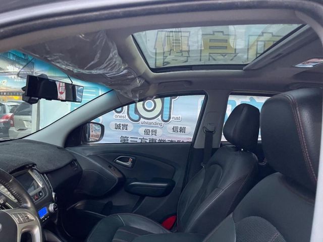 Hyundai  IX 35  第4張相片
