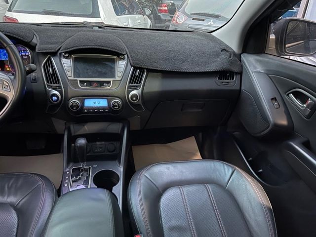 Hyundai  IX 35  第12張相片