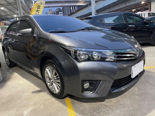 Toyota  Altis Altis s版很  第11張相片