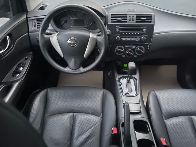 Nissan  Tiida 2016年Big Tiida魔術大空間很  第12張相片