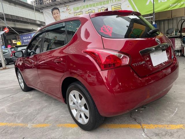 Nissan  Tiida 2016年Big Tiida魔術大空間很  第20張相片