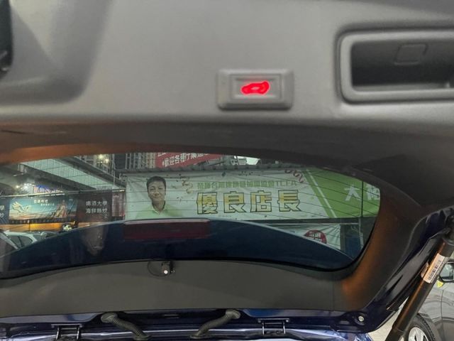 Subaru  Levorg 頂級款旅行式大空間很漂亮Levo  第11張相片