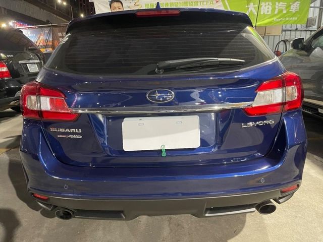 Subaru  Levorg 頂級款旅行式大空間很漂亮Levo  第12張相片
