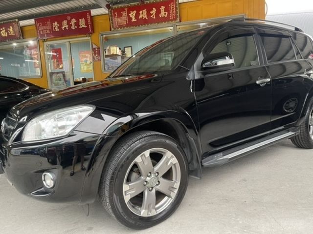 Toyota  RAV4 很便宜實用休旅車無待修有天窗有電  第1張相片