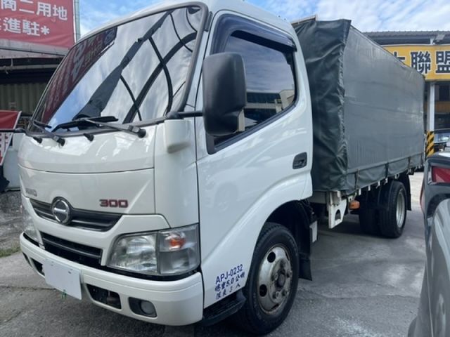 Hino  300 Hino11尺半跑少車況超好有電動後折加4m鐵板載重升級  第1張相片