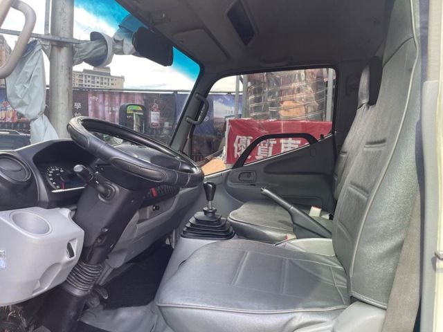Hino  300 Hino11尺半跑少車況超好有電動後折加4m鐵板載重升級  第11張相片