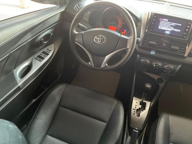 Toyota  Yaris 純跑5萬公里大yaris很  第17張相片