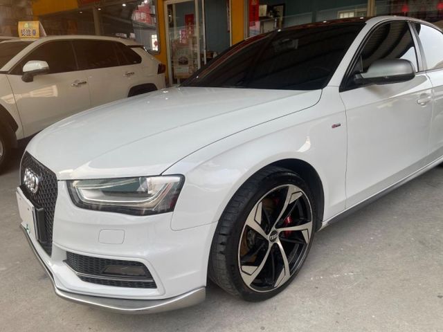 Audi  A4  第5張相片