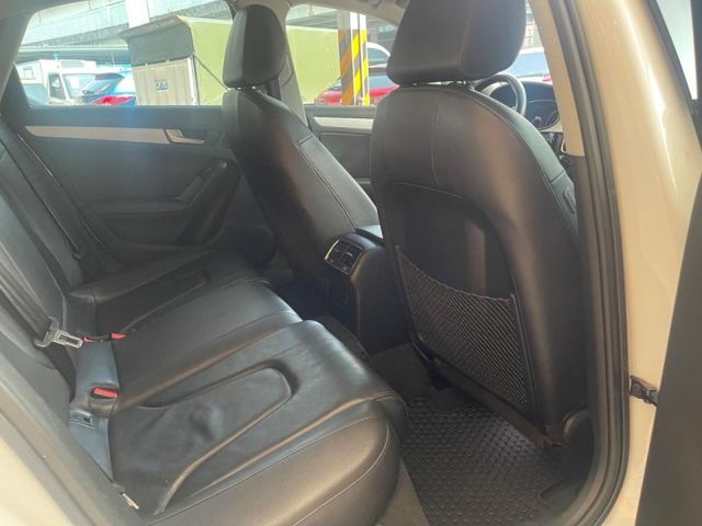 Audi  A4  第11張相片