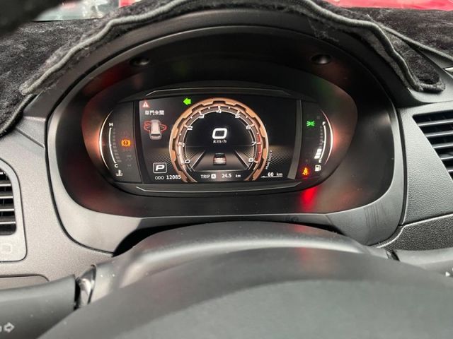 Mitsubishi  Super Zinger  第19張相片