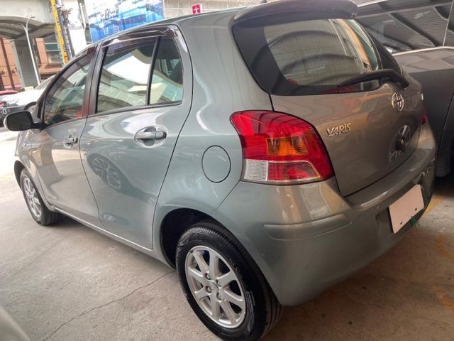 Toyota  Yaris 很漂亮便宜yar  第18張相片