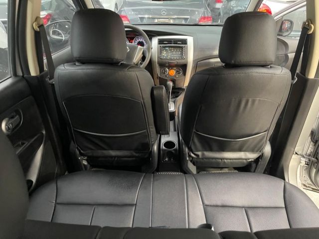 Nissan  Livina  第7張相片