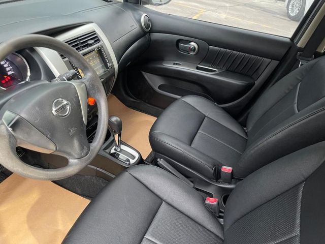 Nissan  Livina  第8張相片