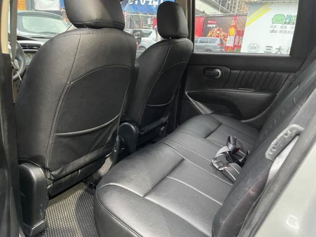 Nissan  Livina  第9張相片