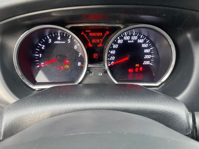 Nissan  Livina  第16張相片