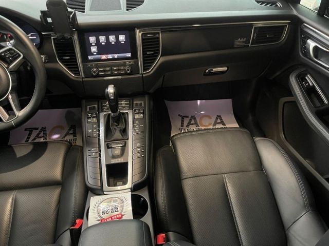 PORSCHE  Macan  第2張相片
