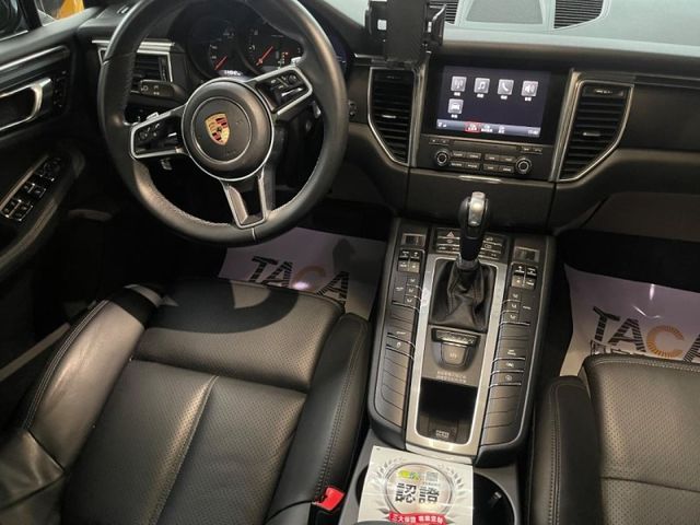 PORSCHE  Macan  第5張相片