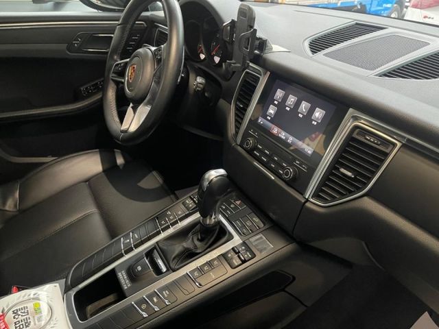PORSCHE  Macan  第10張相片