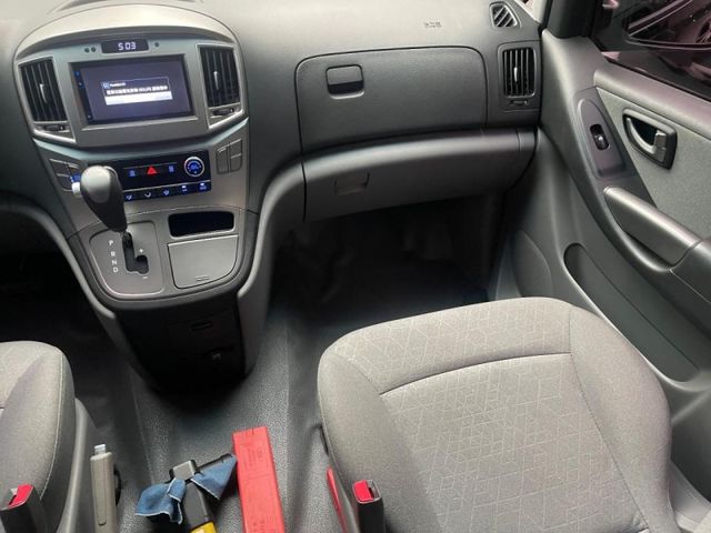 Hyundai  Starex  第12張相片