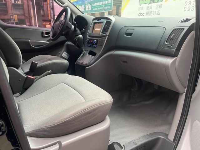 Hyundai  Starex  第16張相片