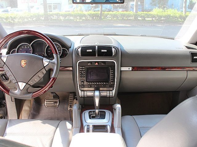 Porsche保時捷 Cayenne   第8張相片