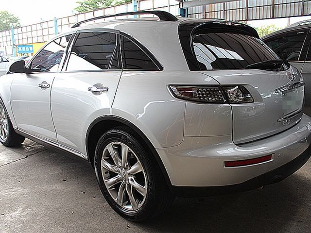 Infiniti FX35  第3張相片