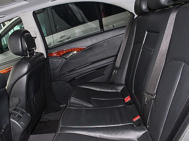 Mercedes-Benz/賓士 E-CLASS  第11張相片