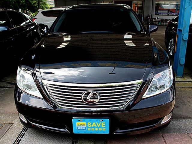 Lexus LS  第6張相片