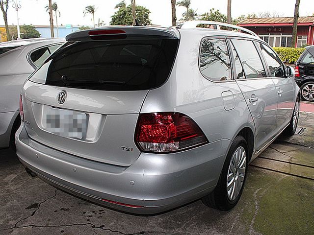 Volkswagen 福斯 Golf  第5張相片