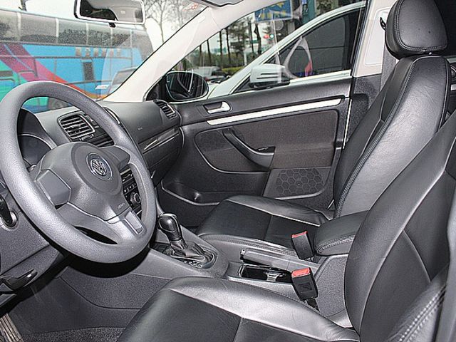 Volkswagen 福斯 Golf  第10張相片