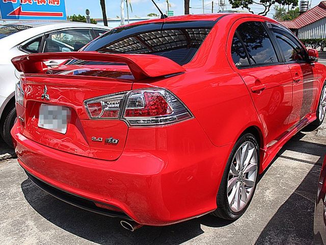 Mitsubishi Lancer  第5張相片