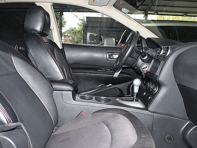 Nissan Rogue  第1張相片