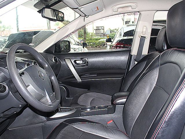 Nissan Rogue  第10張相片
