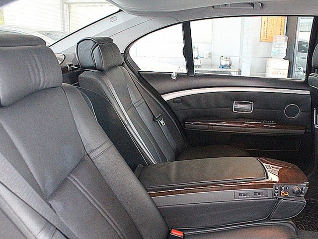 BMW/ 寶馬 740Li  第2張相片