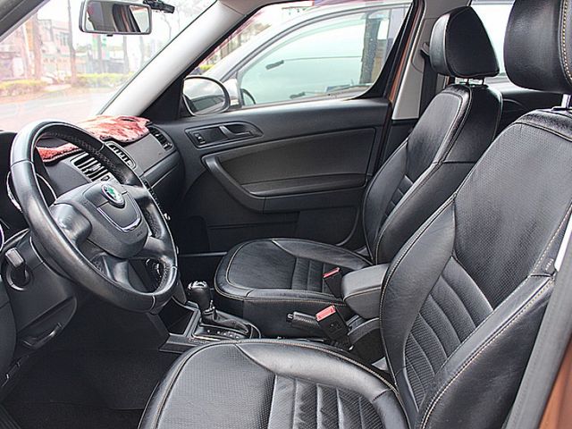 Skoda Yeti  第10張相片