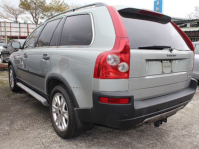 Volvo XC90  第3張相片