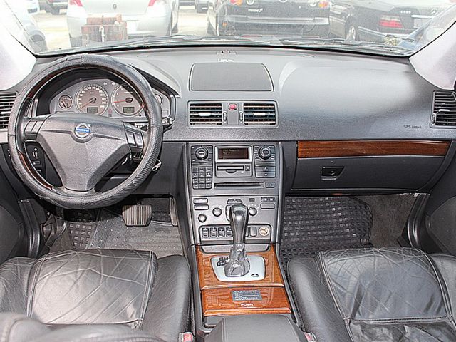 Volvo XC90  第8張相片