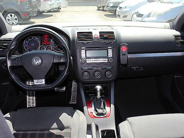 Volkswagen 福斯 Golf  第8張相片